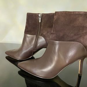 Michael Kors Leather chocolate booties